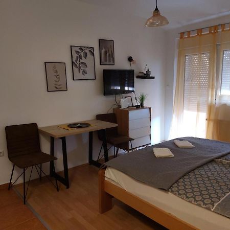 Apartman Kej Novi Sad Ngoại thất bức ảnh